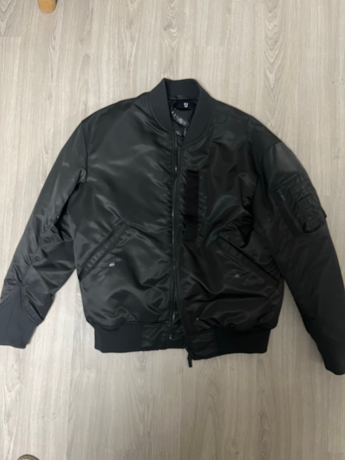 유니클로 질샌더 +J MA-1 봄버 상품이미지2