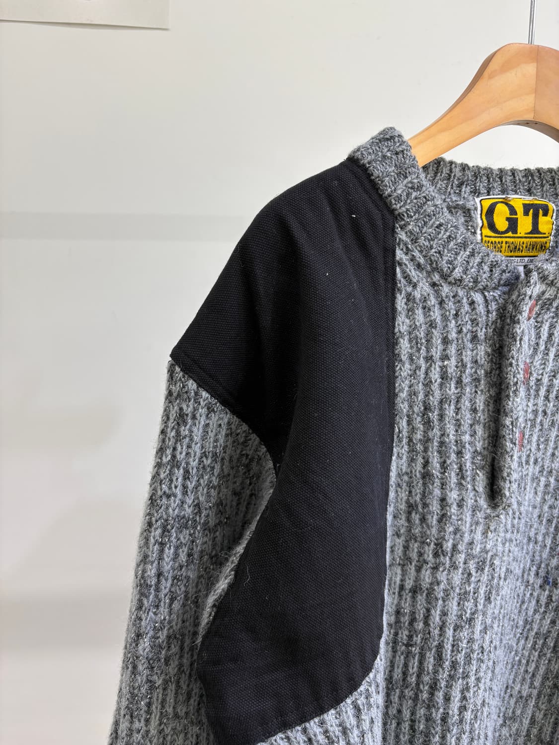 GEORGE THOMAS HAWKINS 니트 상품이미지3