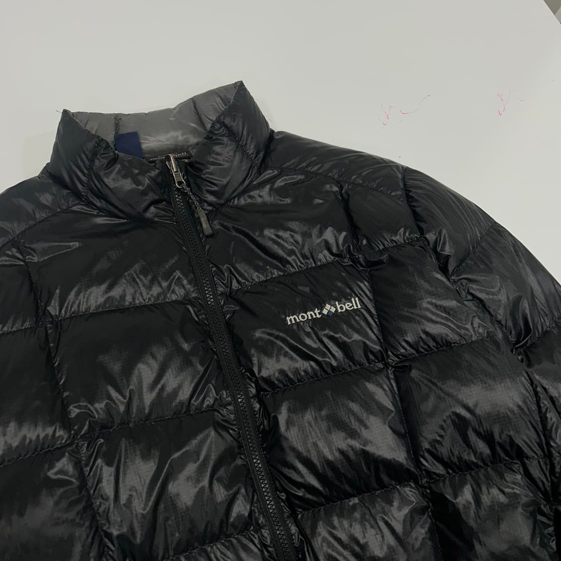Montbell 몽벨 유광 슈페리얼 블랙 패딩 상품이미지4