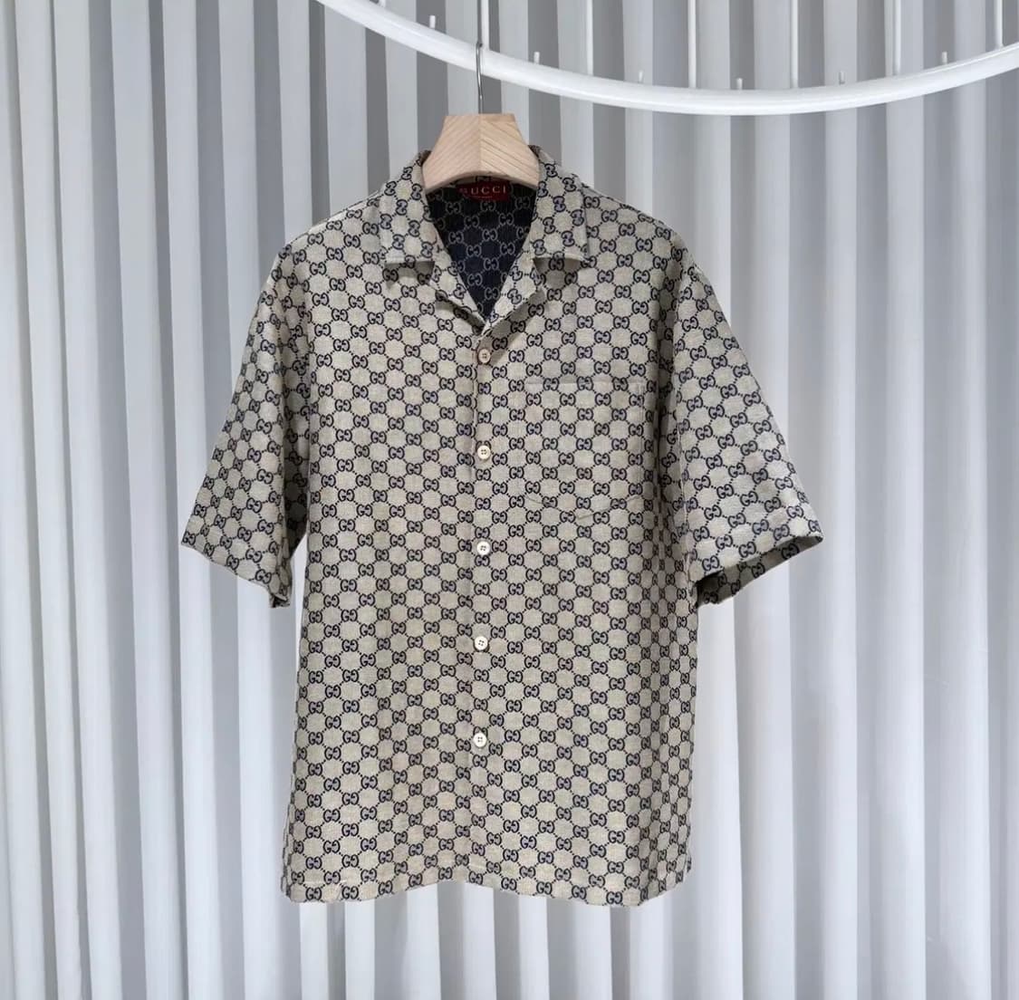 48 / 구찌 GG 모노그램 베이지 반팔셔츠 상품이미지1