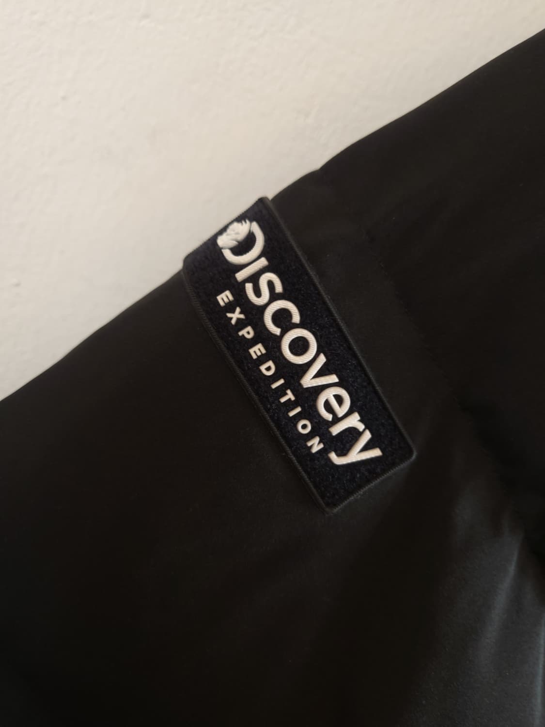 디스커버리 레스터G RDS  프리미엄구스롱패딩 블랙 90 S 상품이미지3
