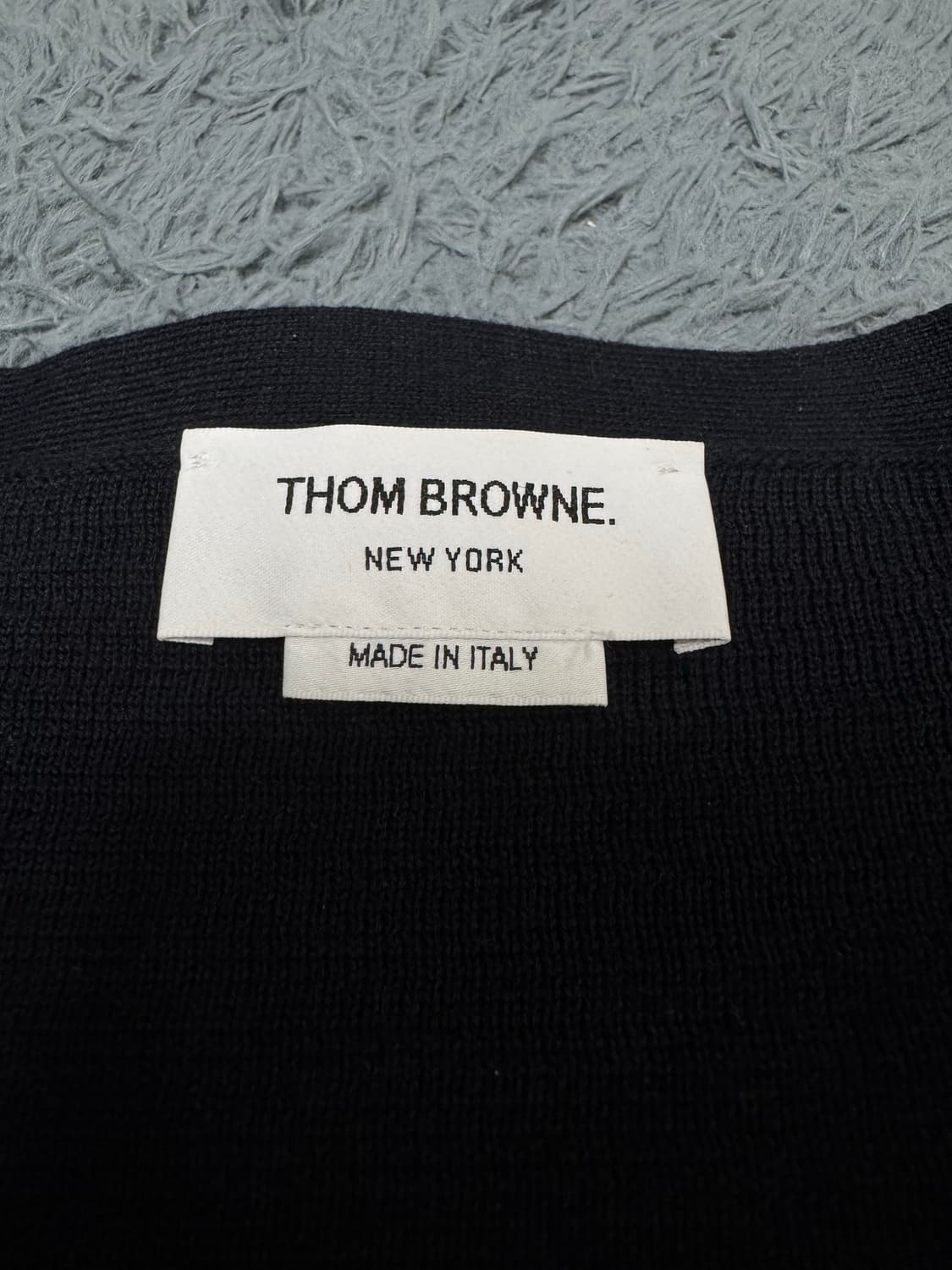 톰브라운 밀라노스티치 금장 가디건 3사이즈 상품이미지2