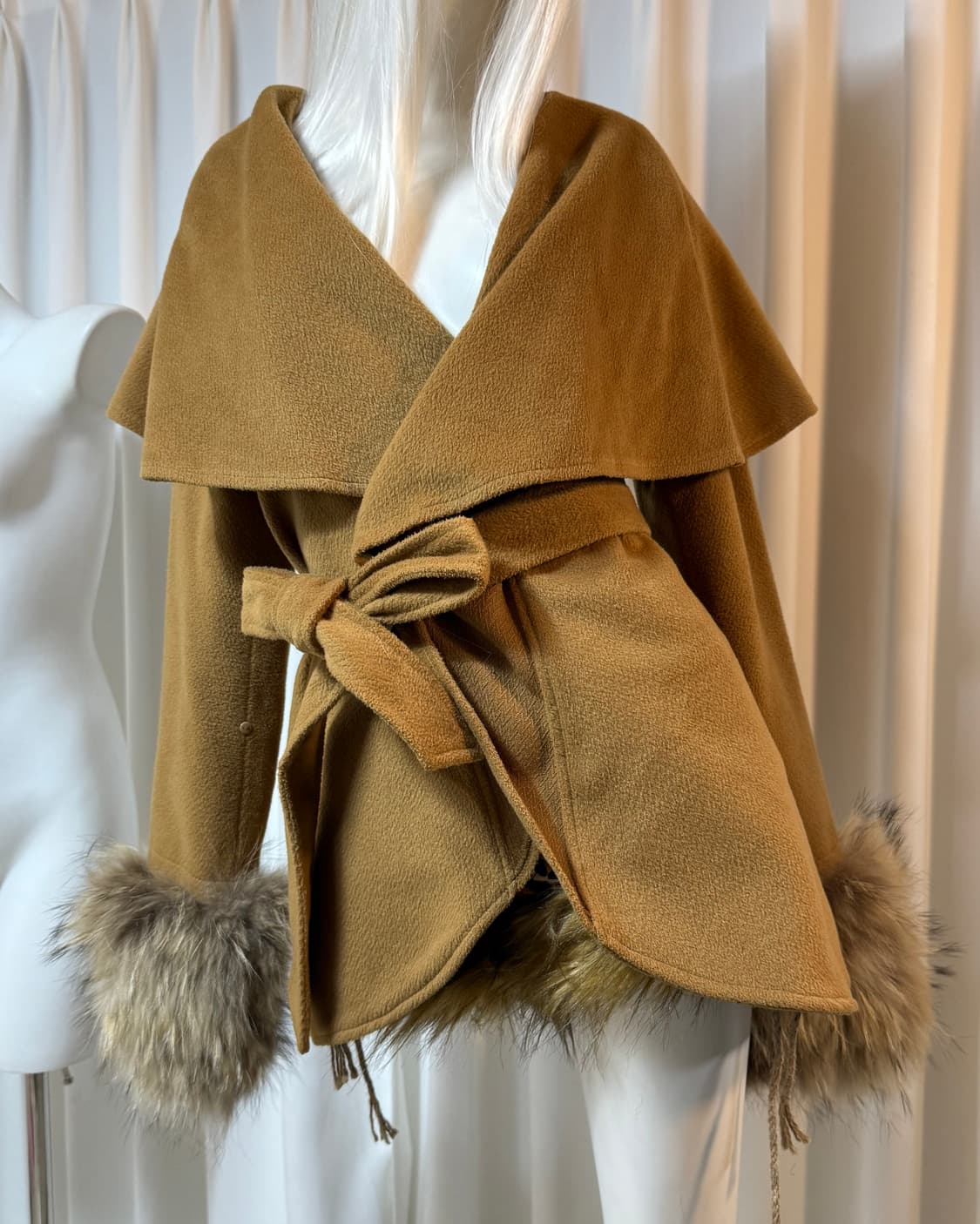 Cecil mc bee 갸루맛 라쿤 퍼 코트 상품이미지2