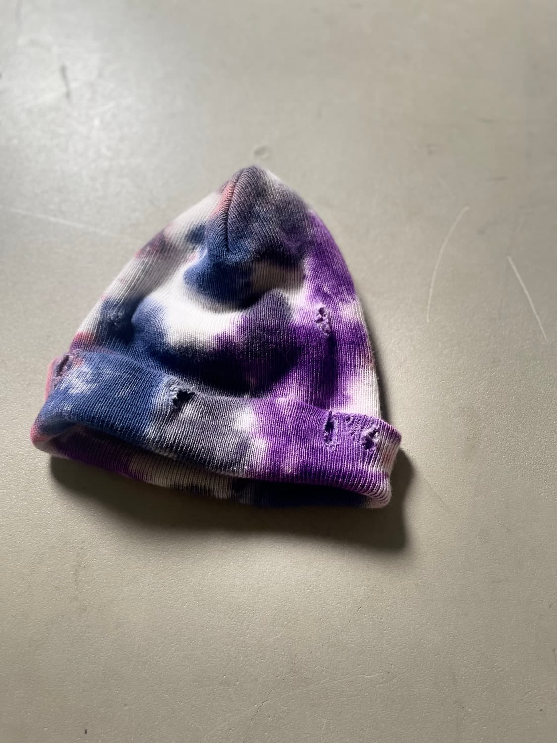 KZ ATELIER Hand Dyed Distressed Beanie 상품이미지1
