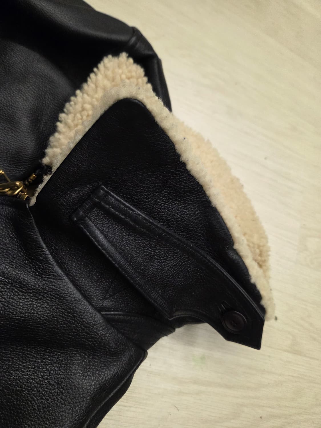 비바스튜디오 가죽 봄버 상품이미지8