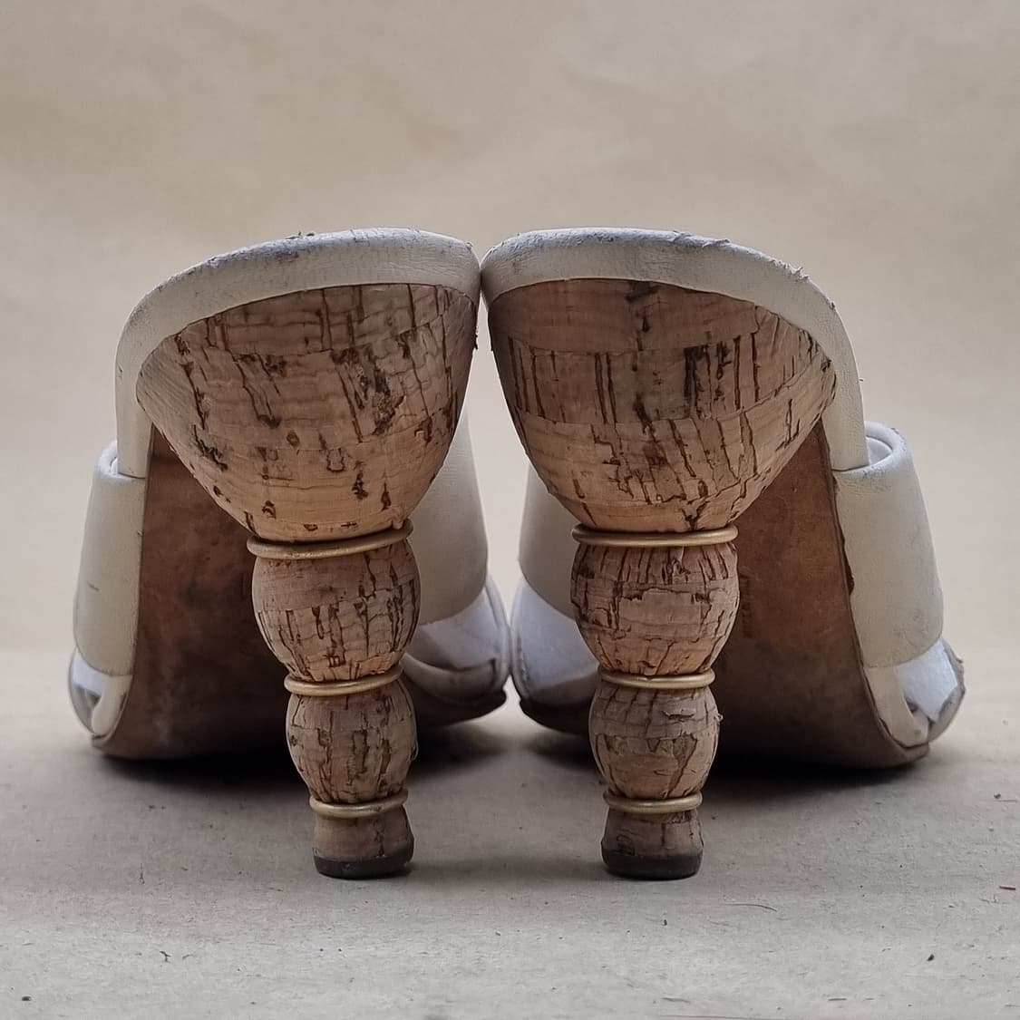 페라가모 여성 힐 슬리퍼 6C 230 굽9.5 상품이미지4