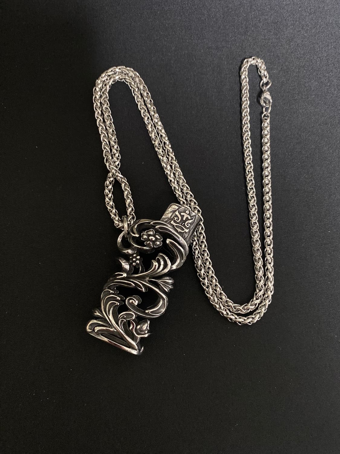 Heavy Gothic 라이터 케이스 목걸이 상품이미지3