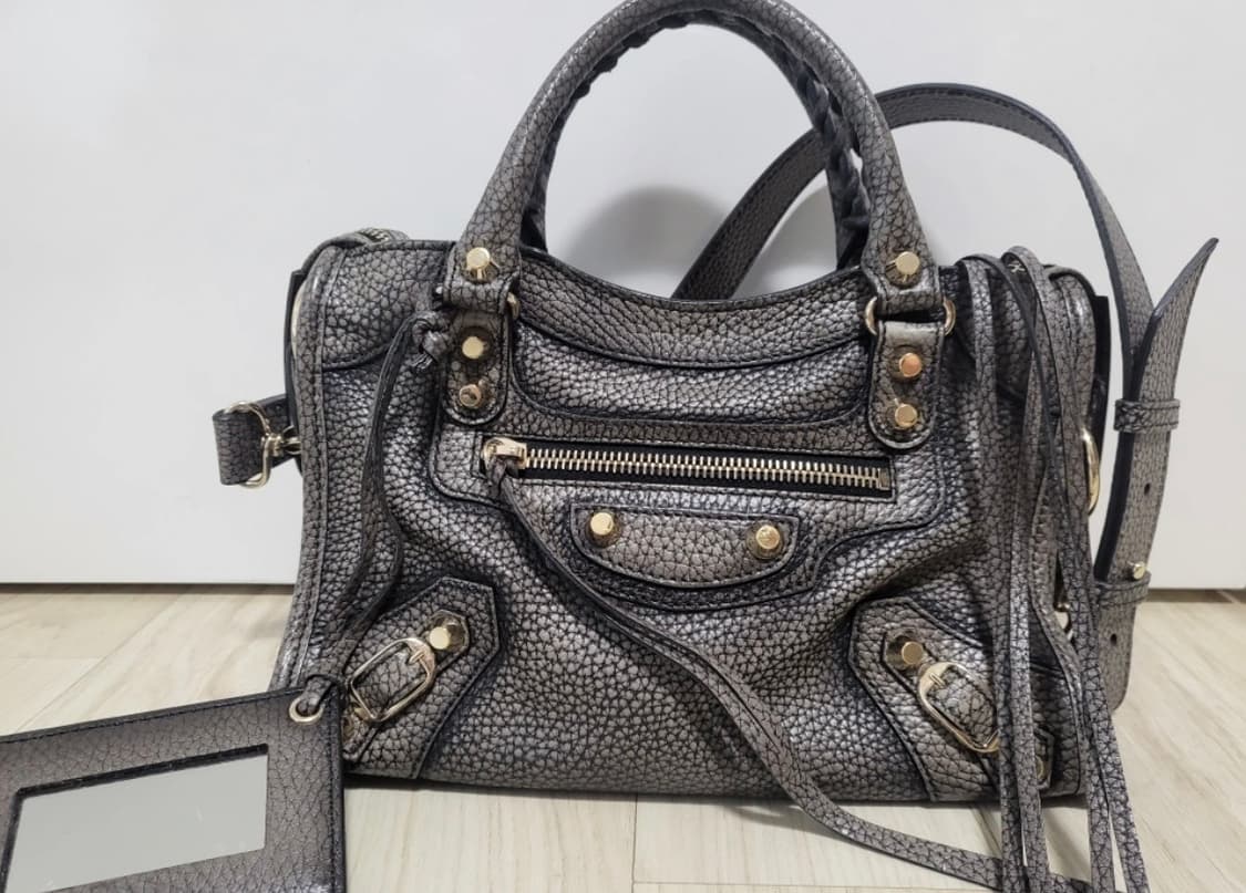 발렌시아가 모터백 미니 시티백 그레이 상품이미지2