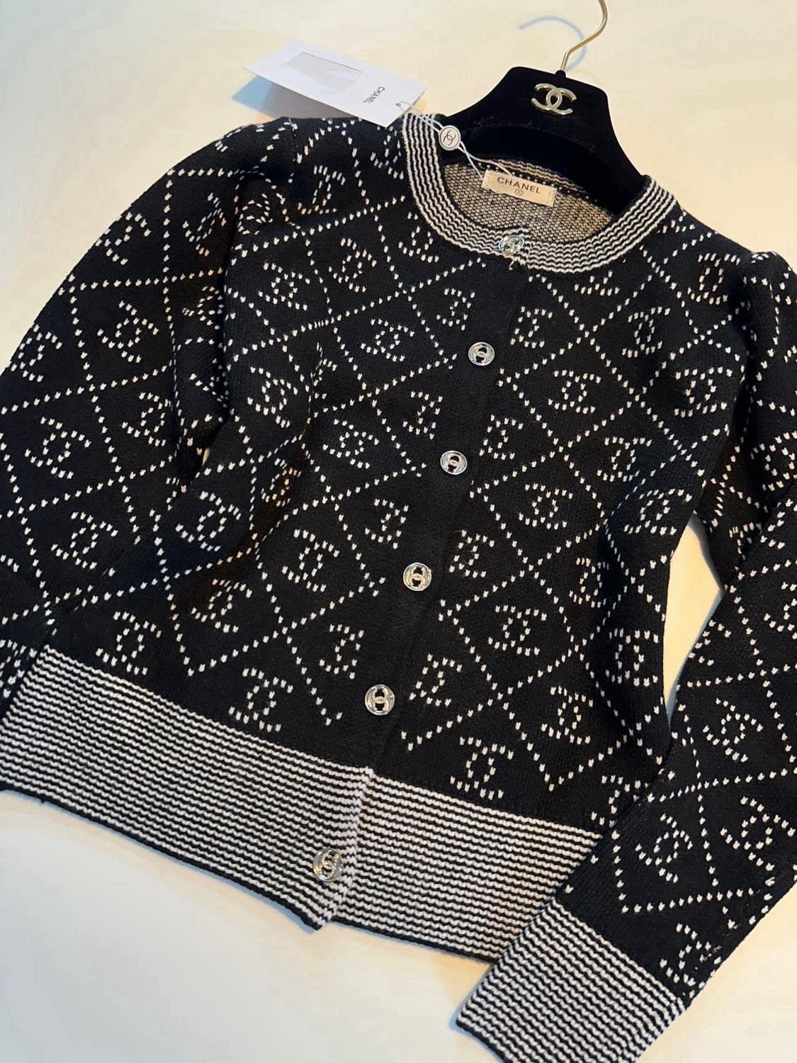 (새상품)샤넬가디건 상품이미지6