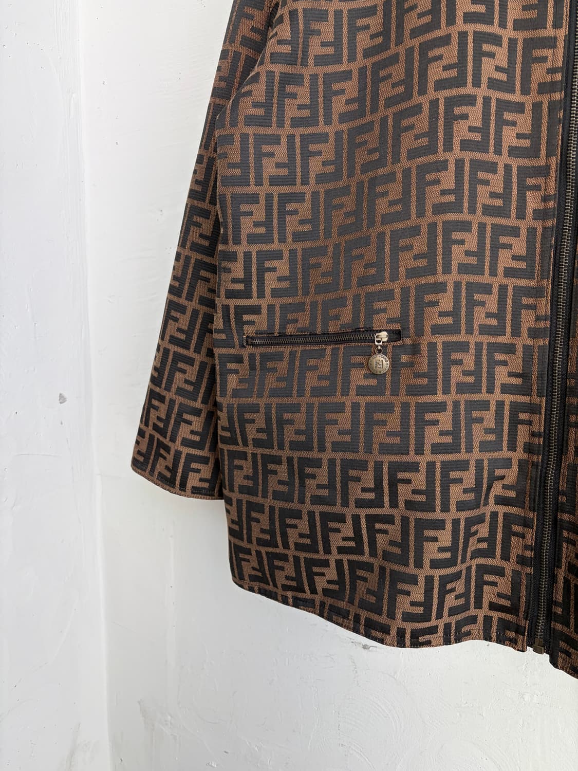 펜디 리버시블 주카 패턴 자켓 상품이미지3