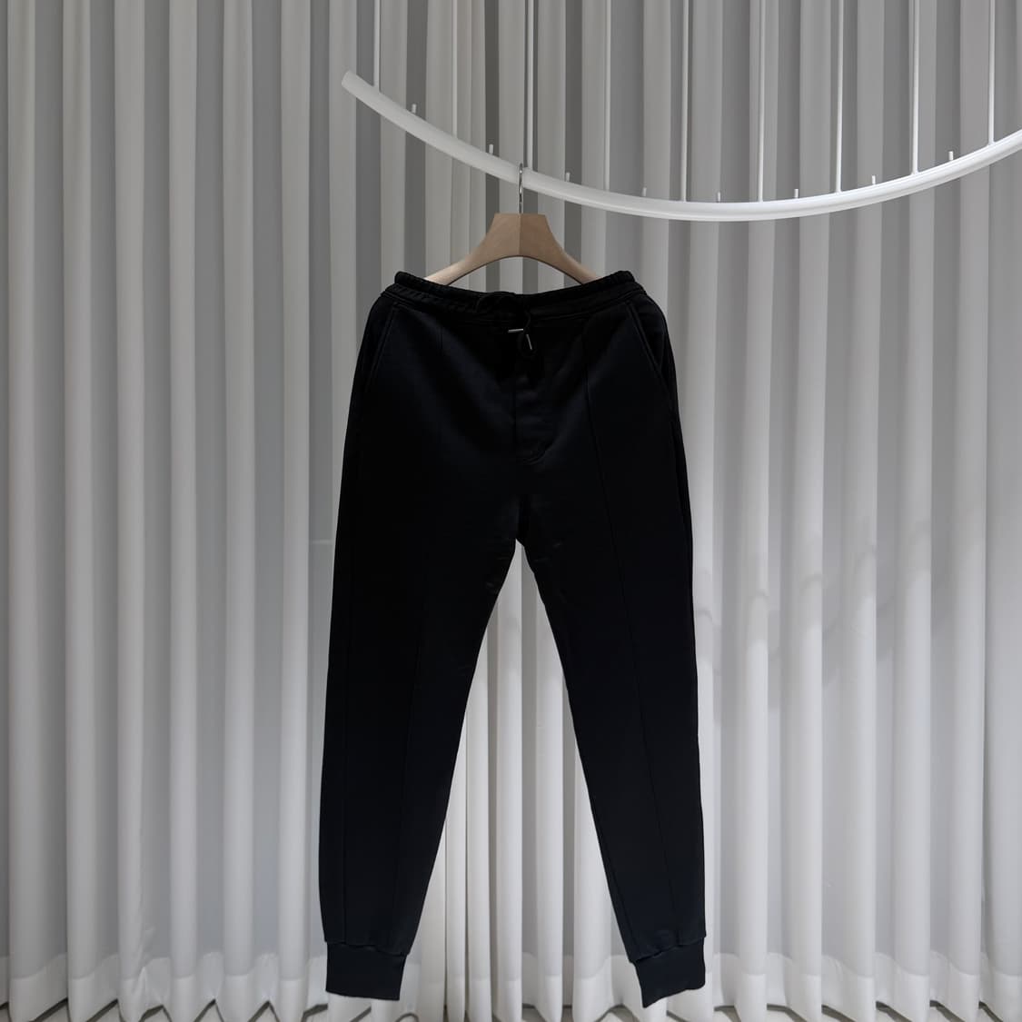 (S+ /50&48) / 톰포드 드로스트링 블랙 코튼 트레이닝 셋업 상품이미지6