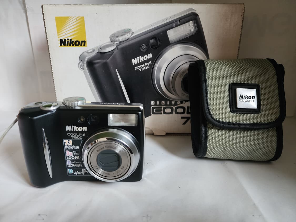 니콘 쿨픽스 7900 디지털 카메라 풀박스 상품이미지1