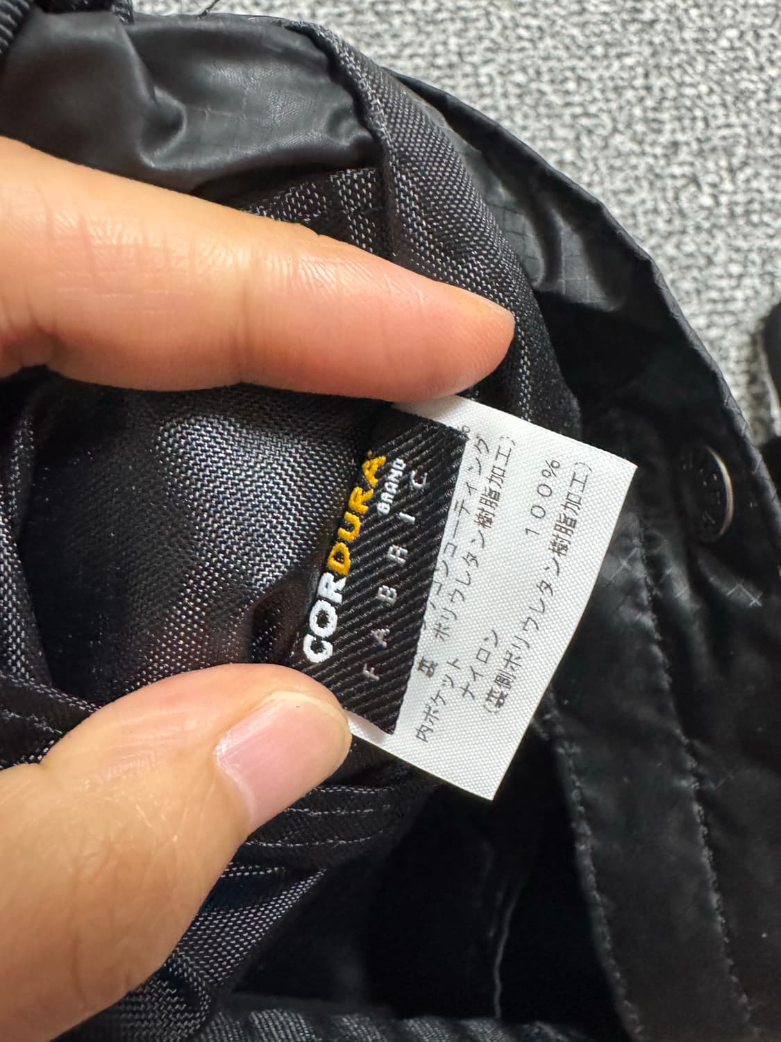 노스페이스 퍼플라벨 샤코슈 나일론 크로스백 상품이미지8