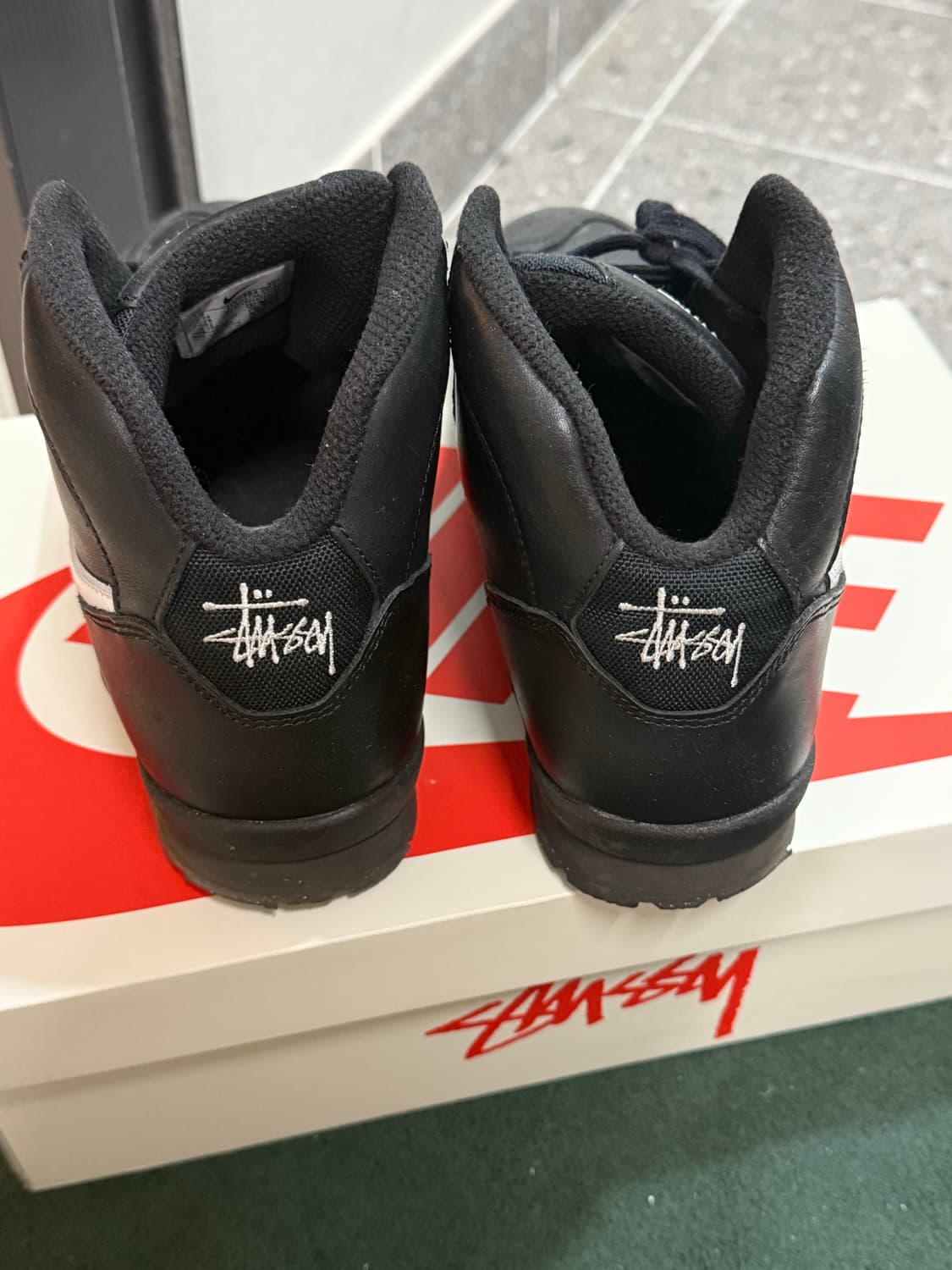 나이키x스투시 발토로 280 상품이미지2