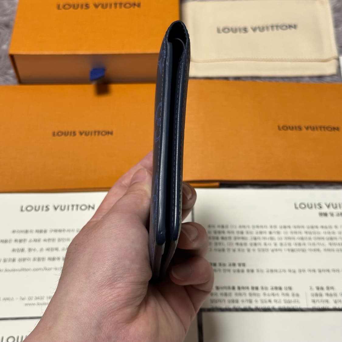 [풀구성] 루이비통 이클립스 쉐도우 멀티플 월릿 반지갑 네이비 상품이미지5