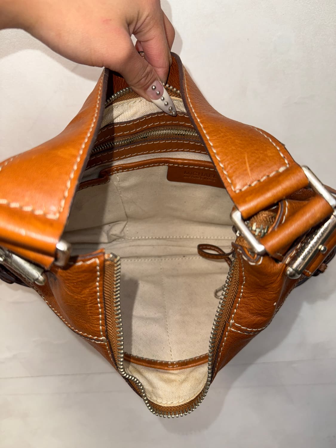 Michael Kors camel brown buckled 숄더백 상품이미지5