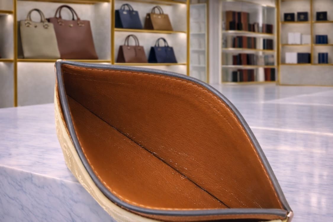 [A급] 셀린느 트리오페 카드 지갑 판매합니다!!! 상품이미지3