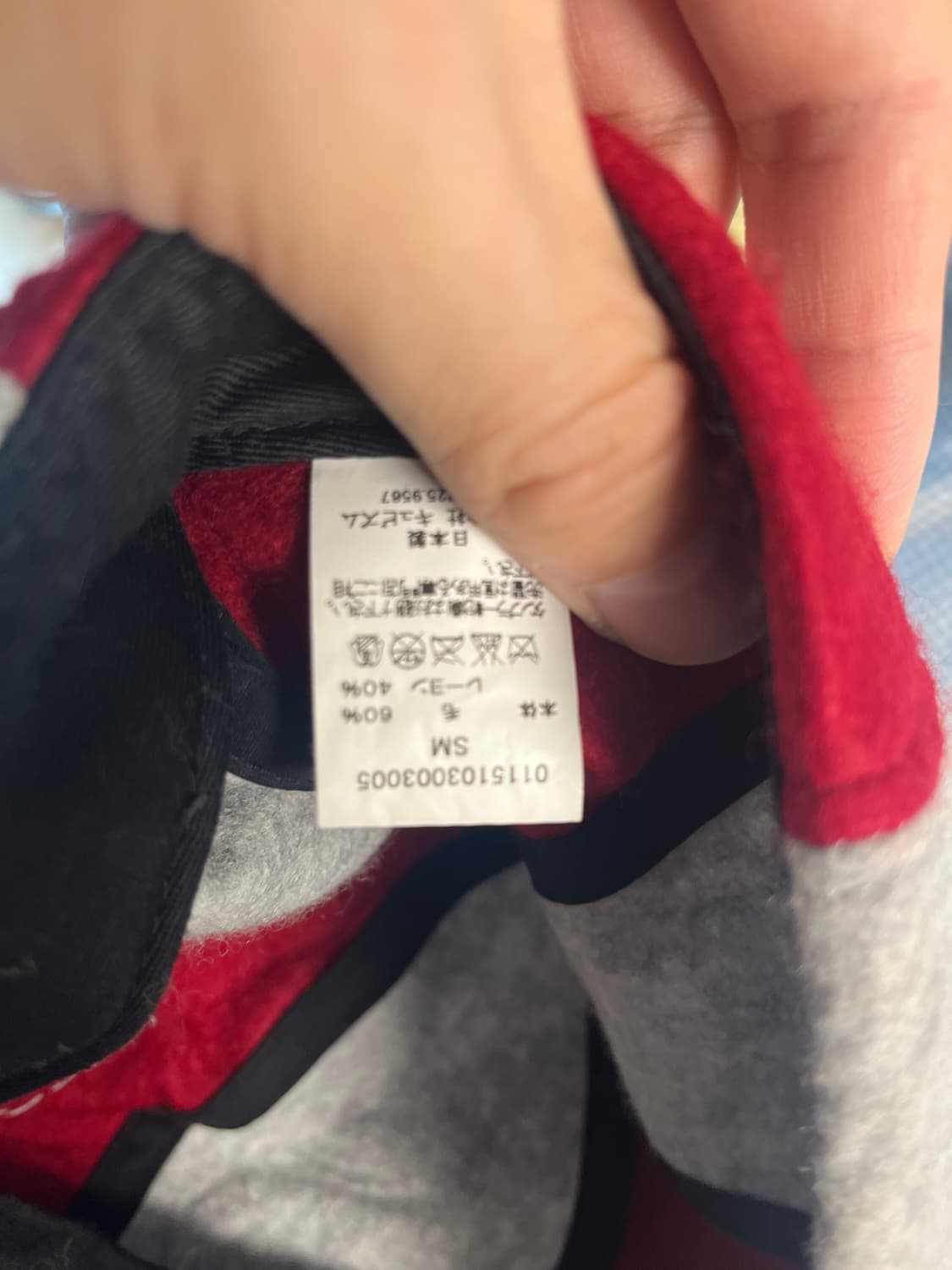 비즈빔 발리스틱 백팩 20L입니다 베이스 블랙컬러 밑은 브라운 스웨이드로 상품이미지4