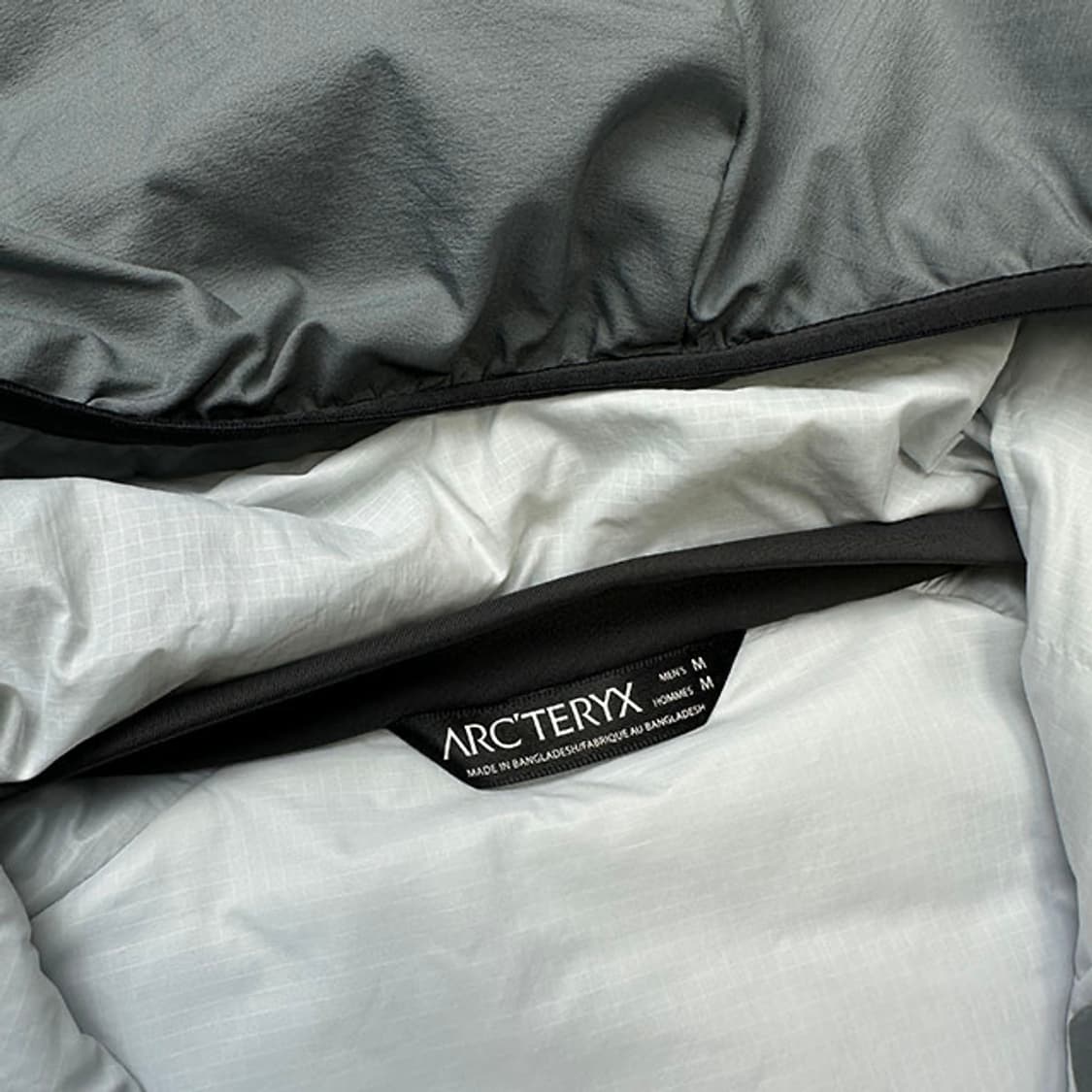 ARC'TERYX x BEAMS 아크테릭스 x 빔즈 아톰 자켓 상품이미지4