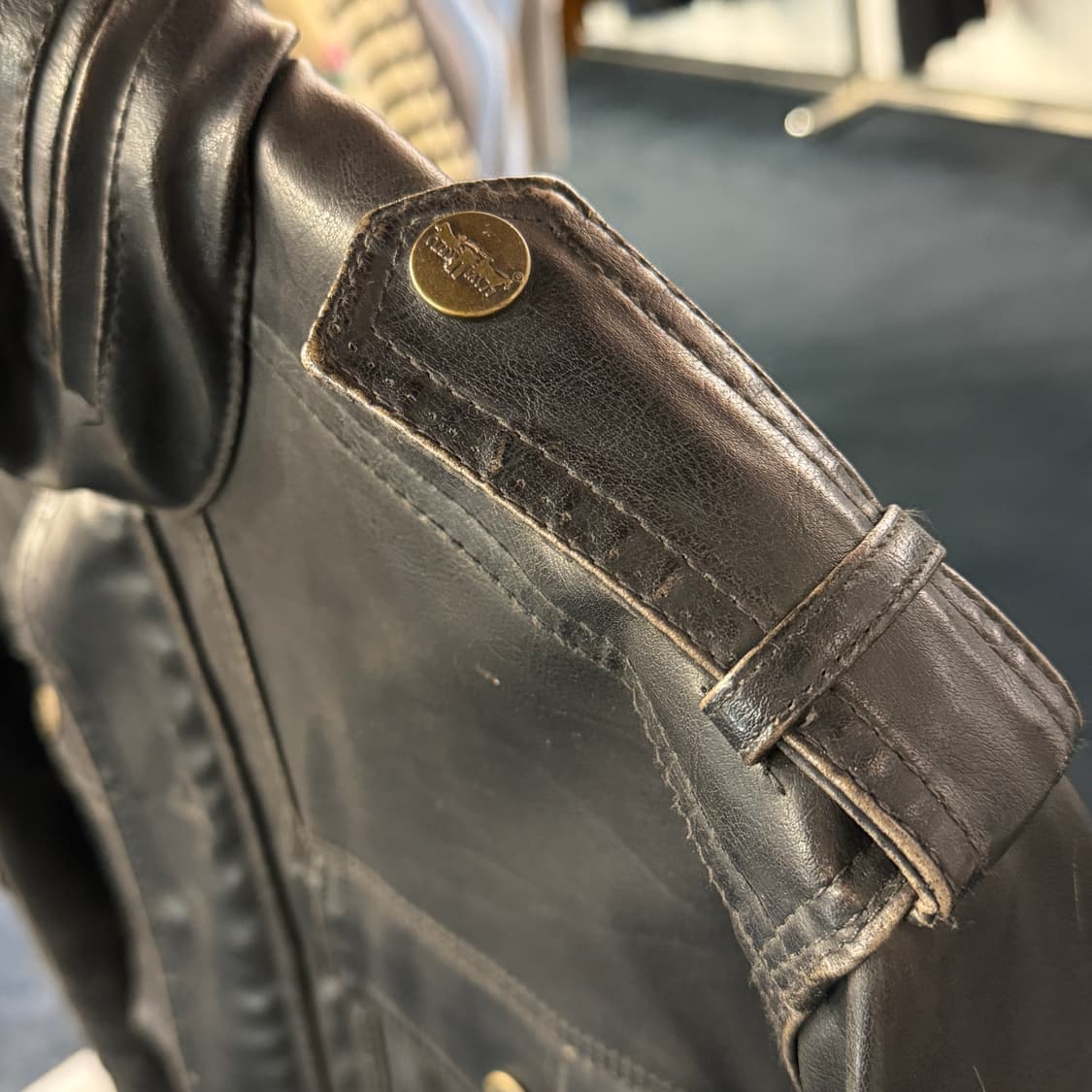 [M] 리바이스 페이크레더 가죽자켓 상품이미지3