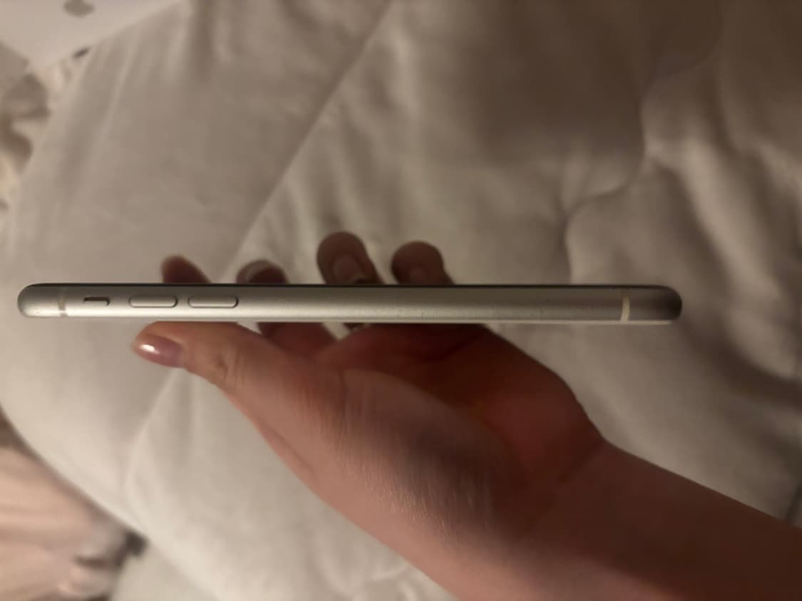 아이폰11 미니 화이트 128GB 성능 77% 상품이미지4