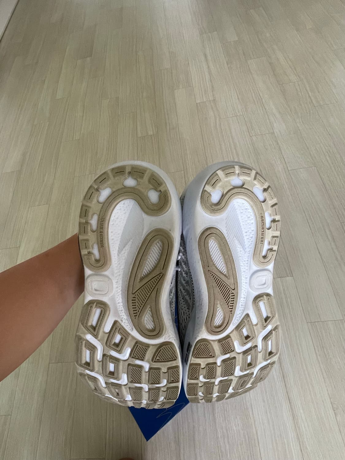 브룩스러닝 아드레날린gts24 260 상품이미지3