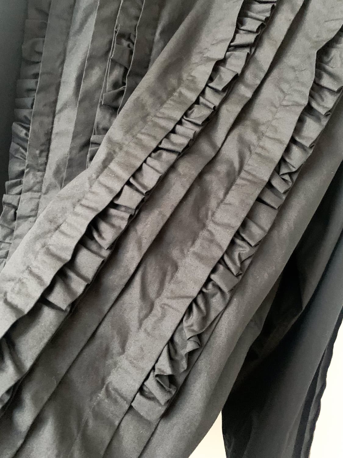 드리스 반 노튼 프론트 러플 블라우스 상품이미지5