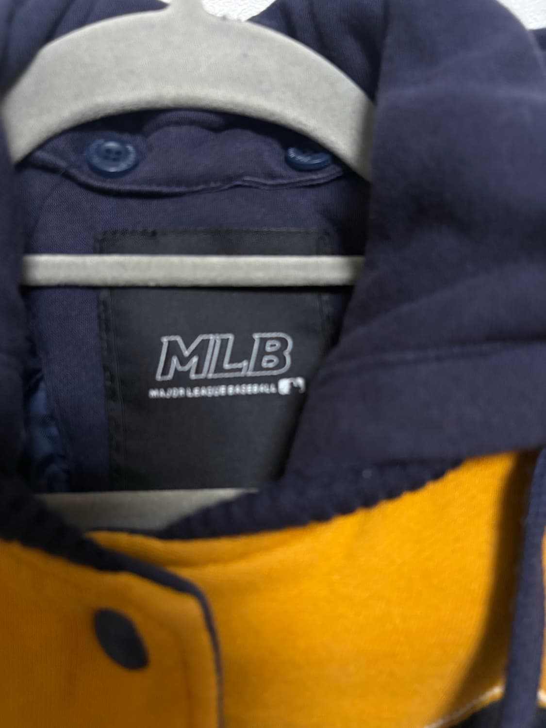 MLB 배색 누빔 바시티 자켓 (후드탈부착가능) 상품이미지7