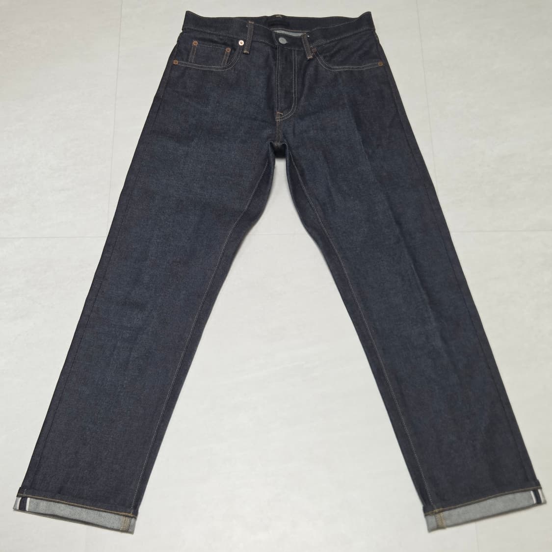 유니클로 레귤러핏 셀비지진 상품이미지1