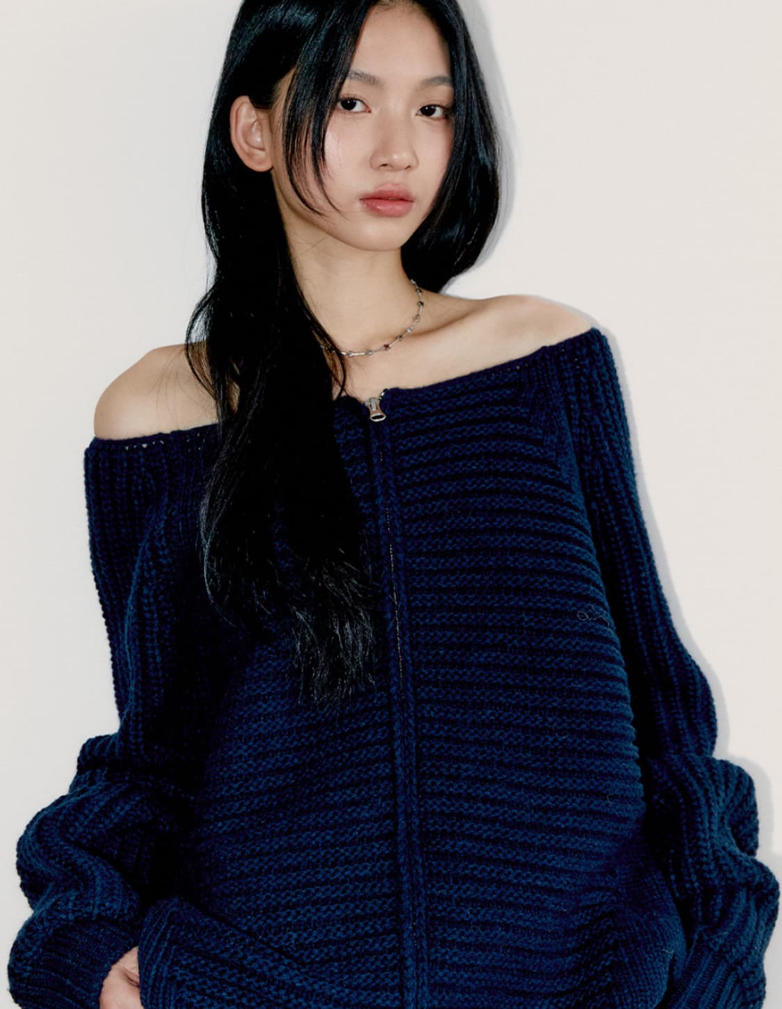 oafish 오피쉬 오프숄더 니트 집업 네이비 상품이미지2