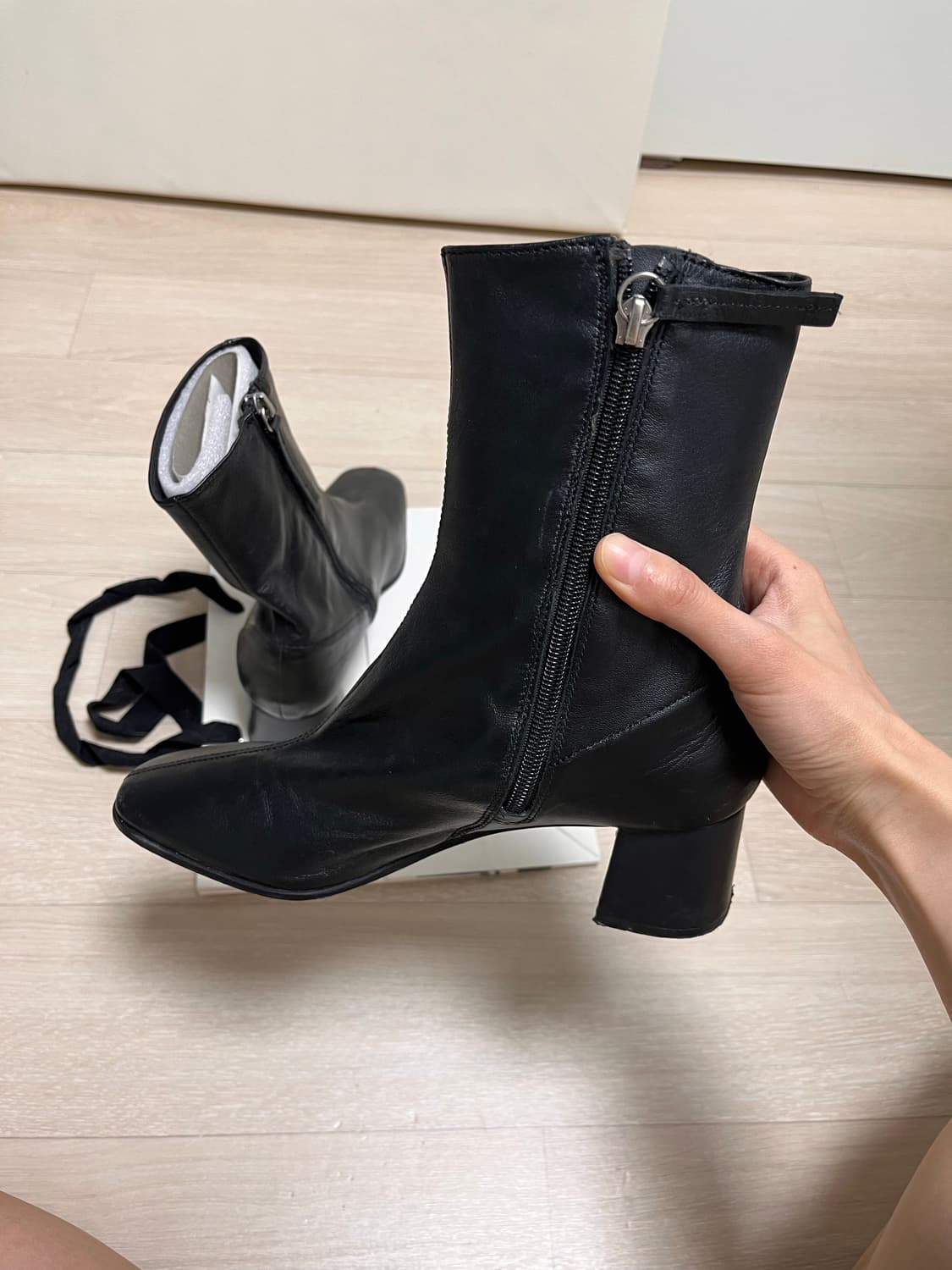자라 블랙 레더 앵클 부츠 240 (36) 상품이미지7