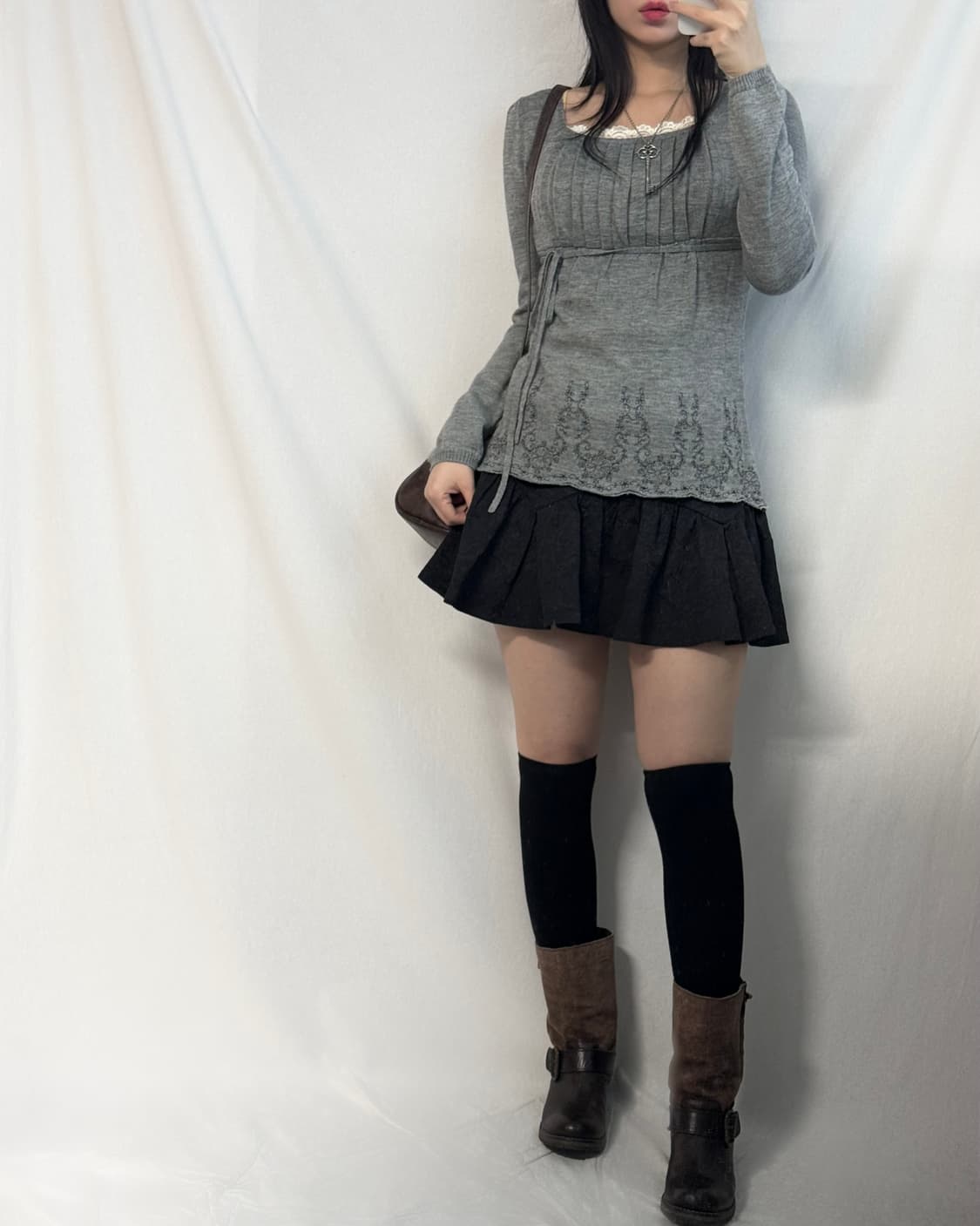 울 자수 셔링 넥 니트 엠보 로즈 패턴 스커트 2pcs SET 상품이미지2