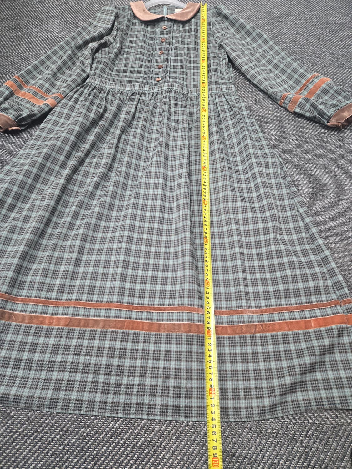 미미 부티크 Mimi Boutique 체크 롱 원피스 벨벳 카라 포인트 상품이미지9