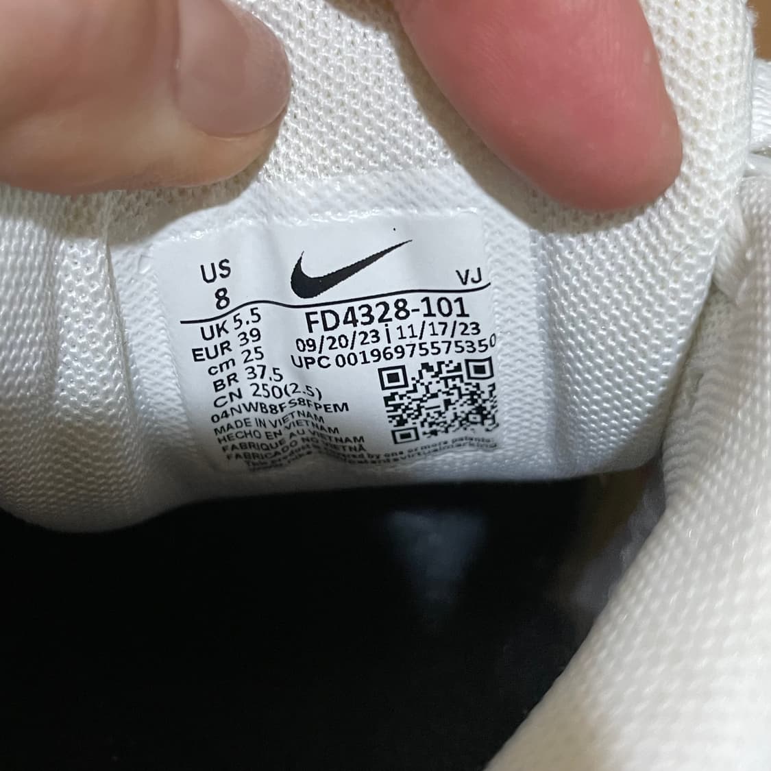 나이키 에어맥스 90 LV8 250 상품이미지8