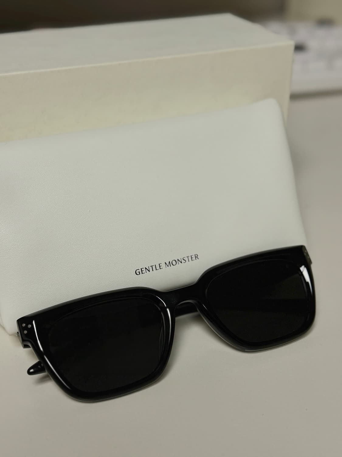젠틀몬스터 호보 선글라스 상품이미지1