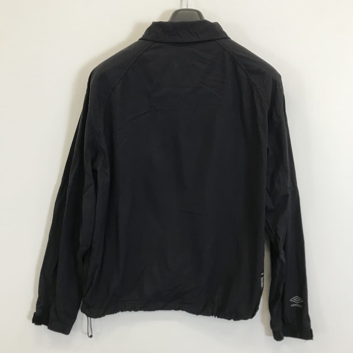 엄브로 UMBRO 스탠넥카라 코듀라 바람막이 [90] 상품이미지4