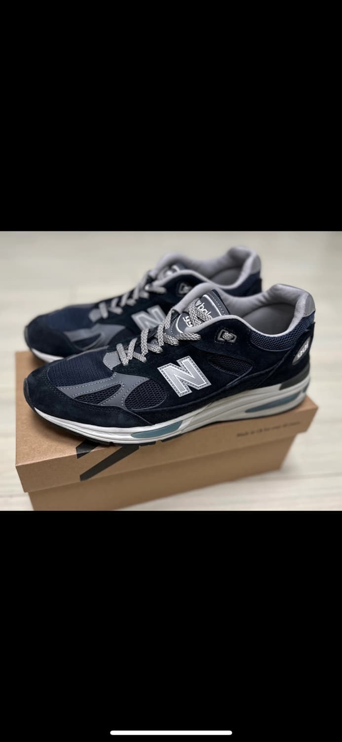 뉴발 991 v2 네이비 상품이미지1