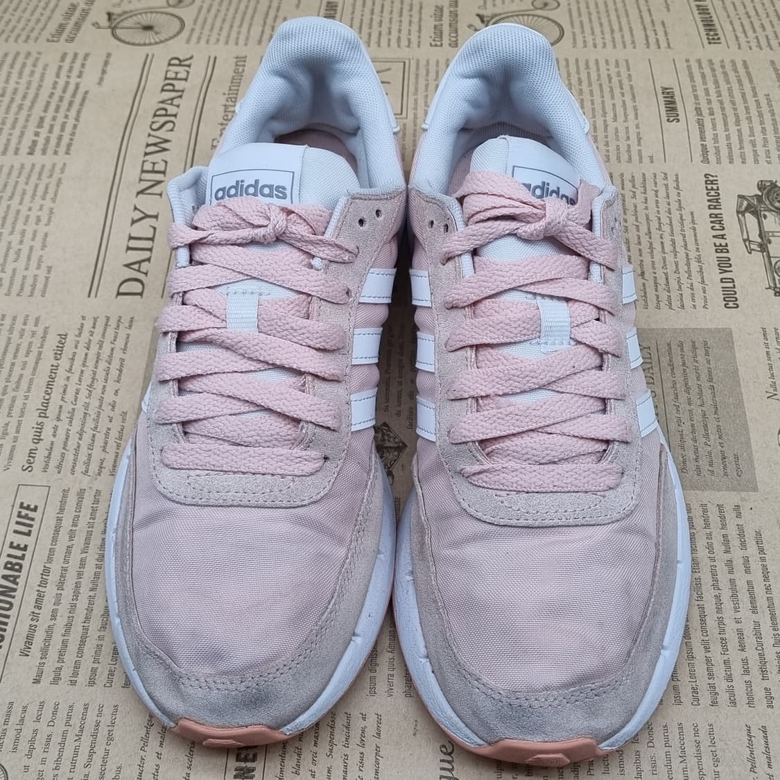 아디다스 런60s 여성운동화240 상품이미지2