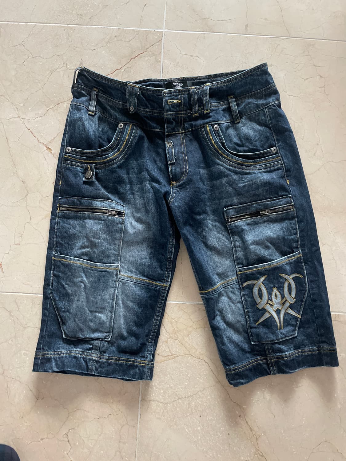 제이디드 런던 버뮤다 데님 상품이미지1