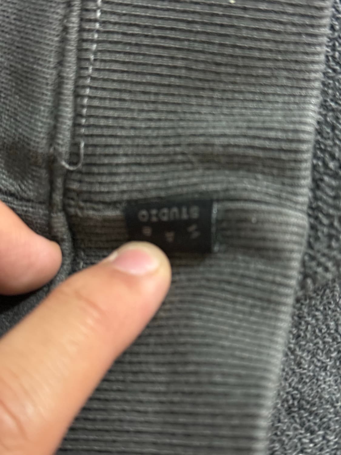 IAB 스튜디오 후드티 상품이미지3