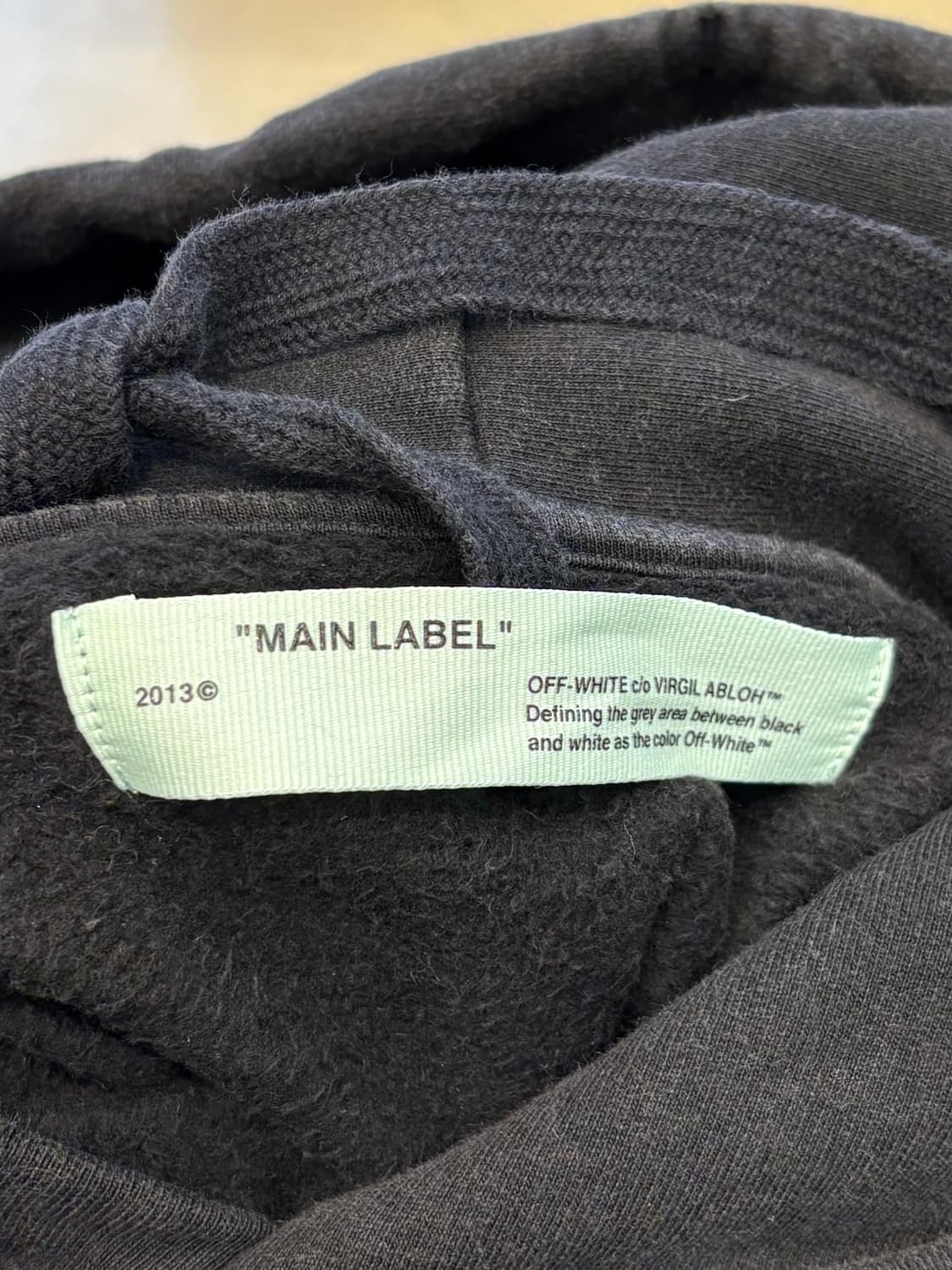 오프화이트 13s 그래픽 후드티 상품이미지9