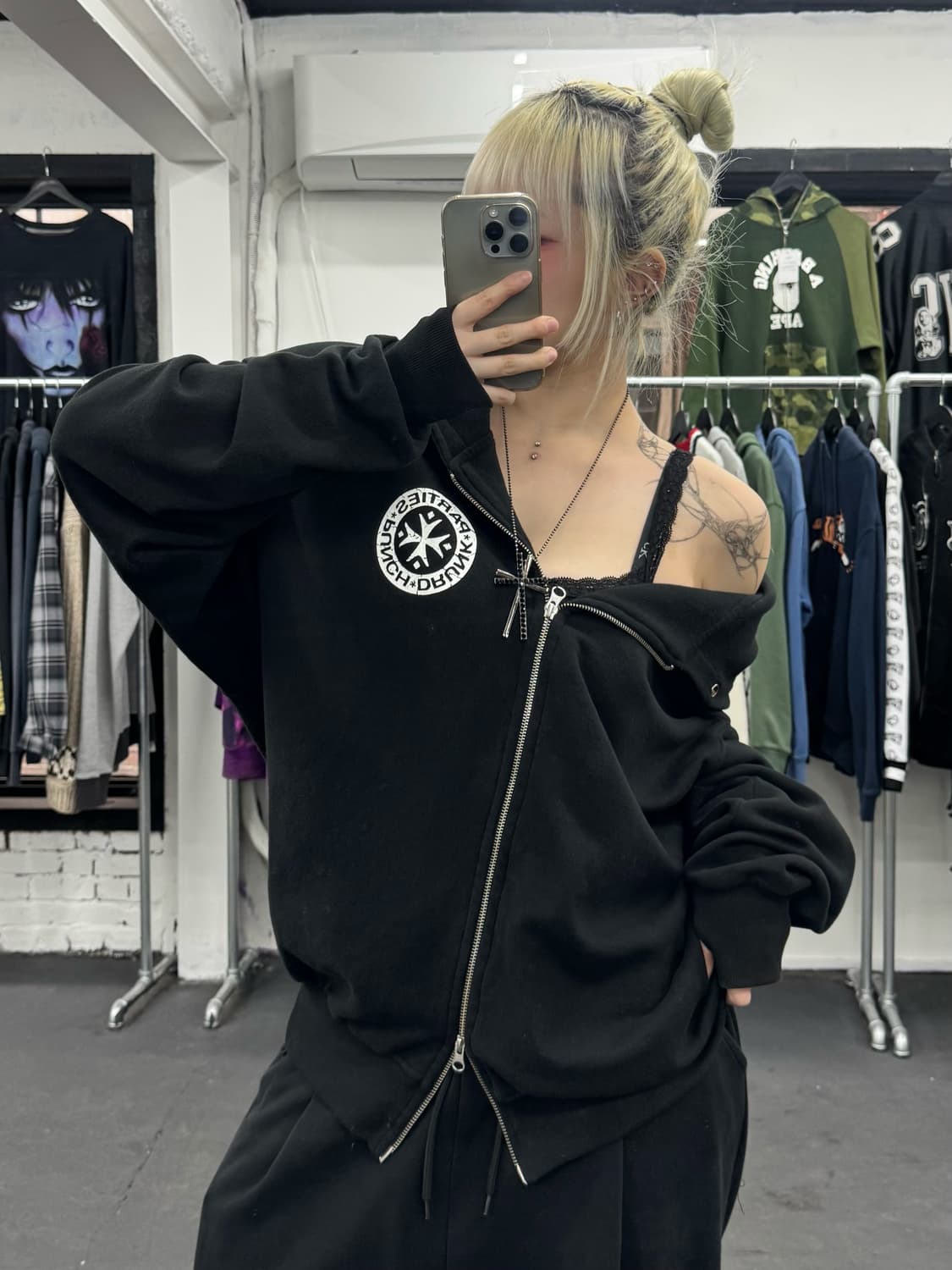 펀치 드렁크 파티즈 후드집업 상품이미지1