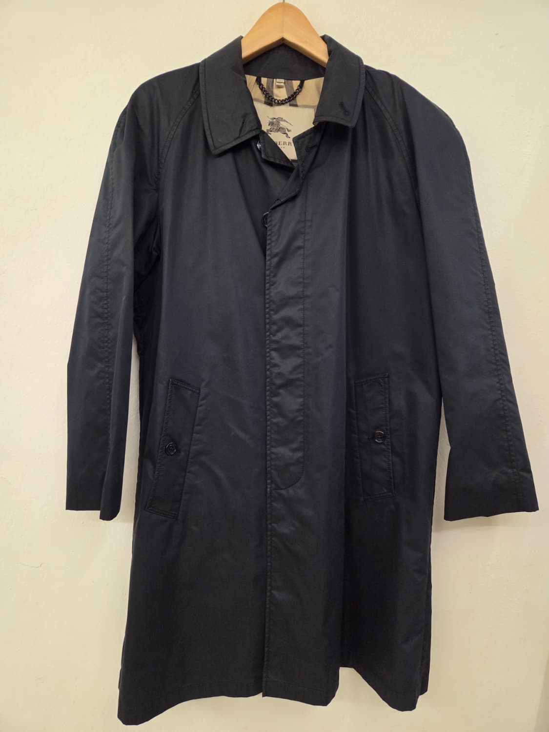 버버리 싱글코트 상품이미지1