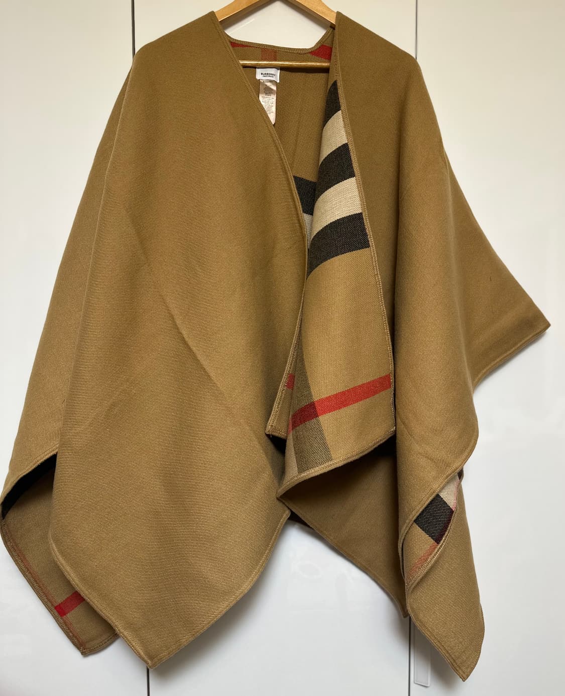 버버리 브라운 체크 캐시미어100케이프 상품이미지2