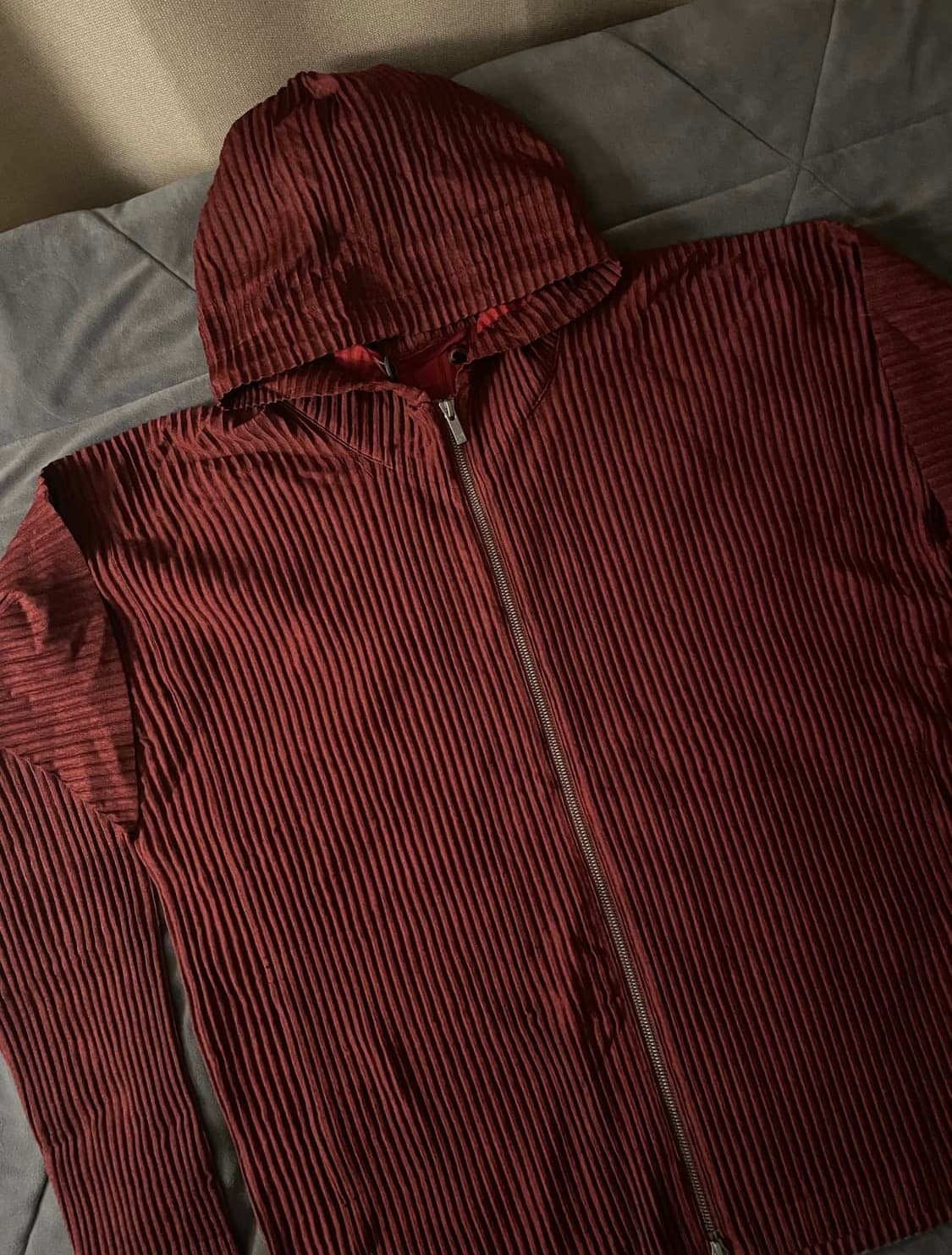 이세이미야케 옴므플리세 버건디 후드집업(4) 상품이미지1