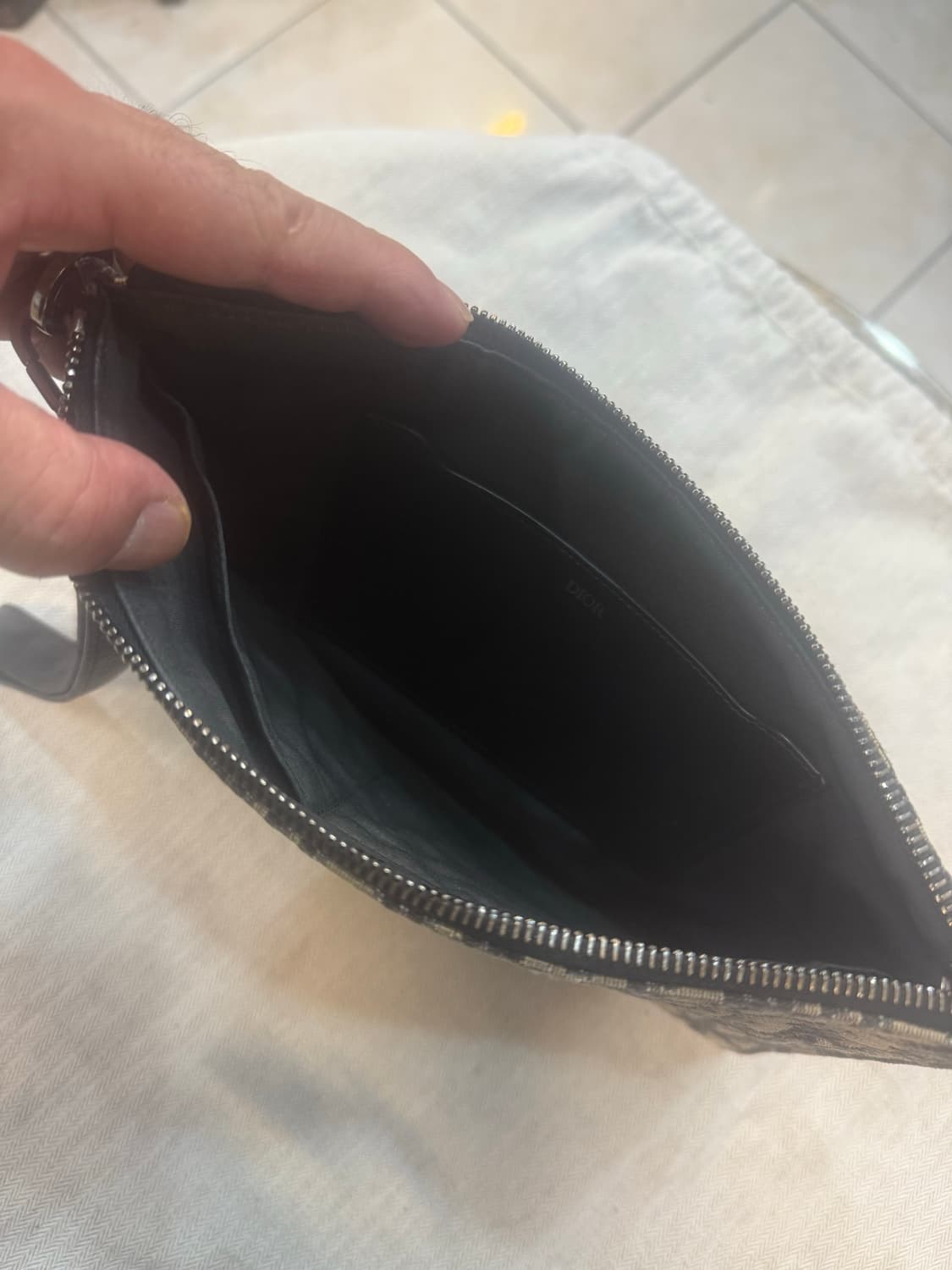 정품 디올 오빌리크 차카드 클러치 팝니다 상품이미지7