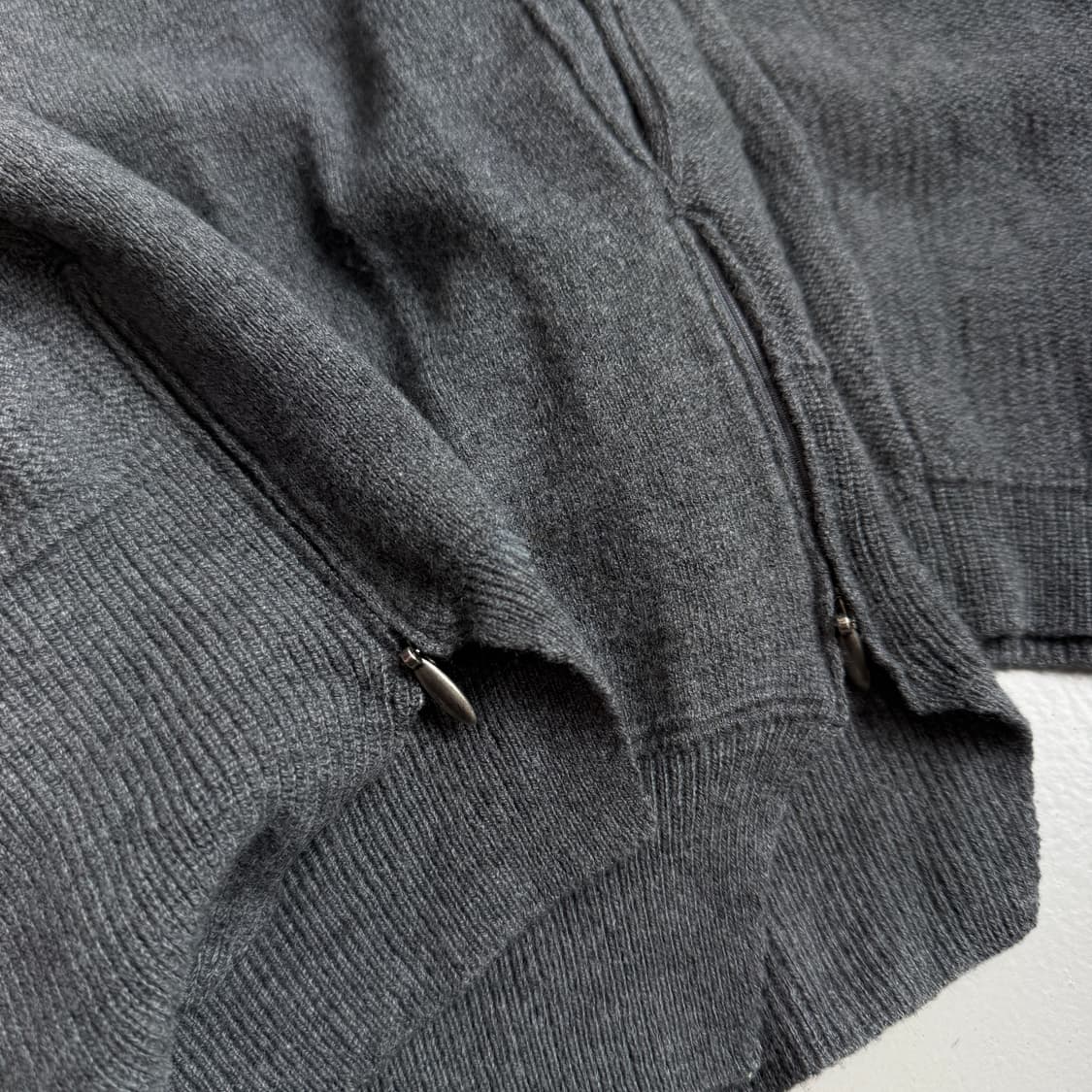 시스템옴므 사이드 지퍼 목폴라 니트 상품이미지5