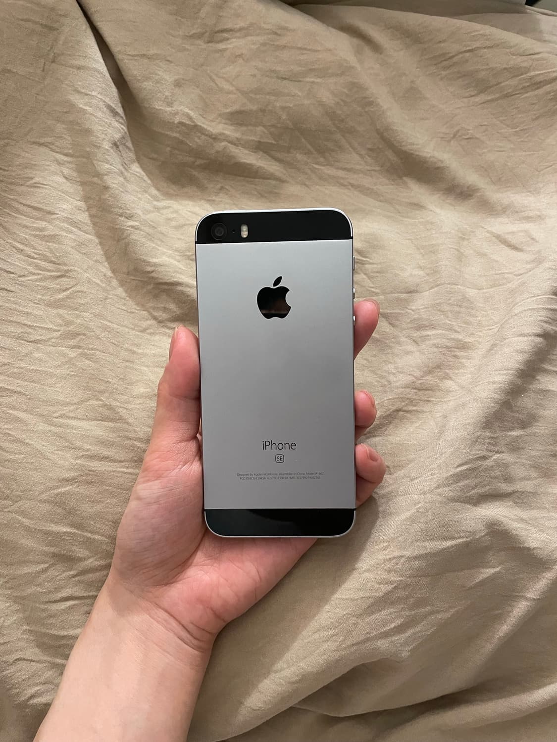 아이폰 se1 스페이스 그레이 (무음) 상품이미지1