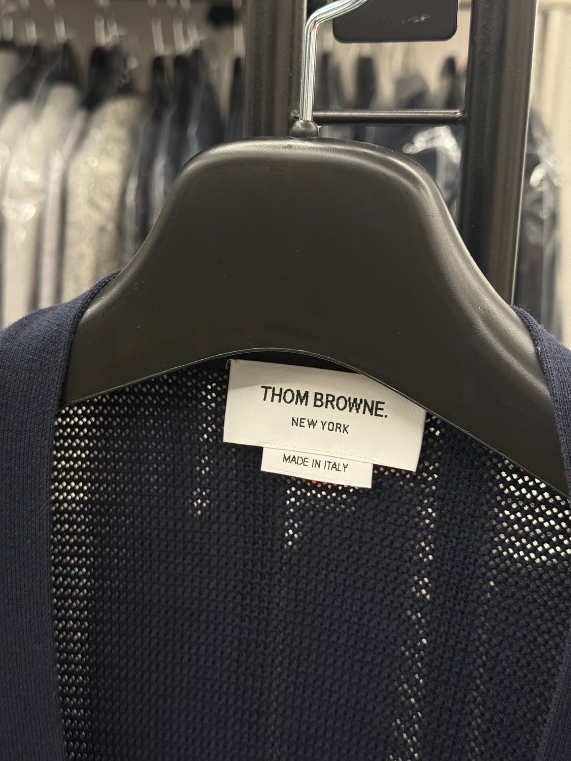 [5] 톰브라운 사선완장 라셀스티치 가디건 상품이미지5