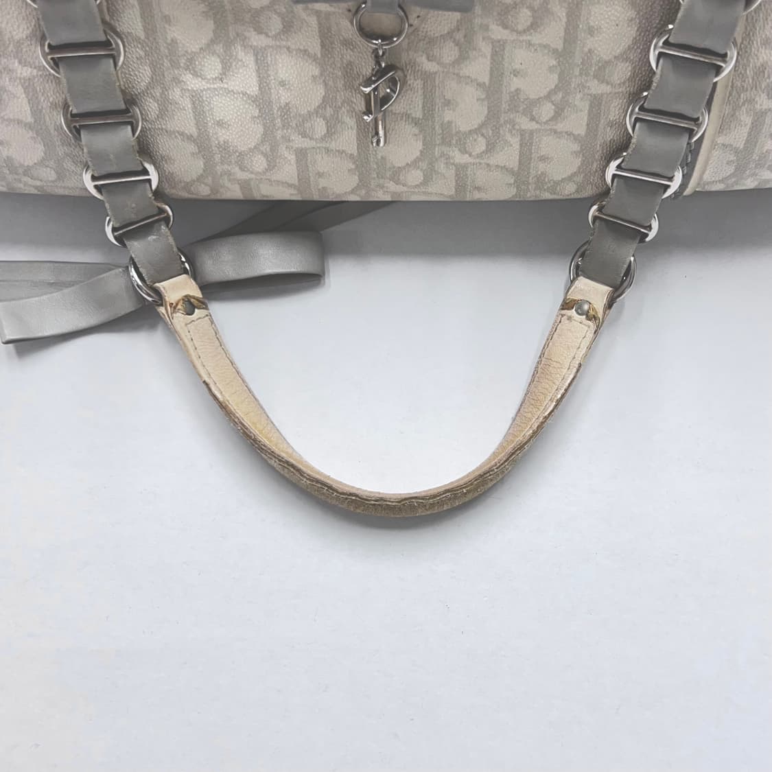 디올 로맨틱 하트참 오블리크 보스턴백 볼링백 상품이미지7